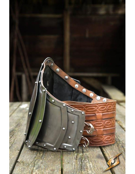 Pancera selvagem em metal, acabamento...