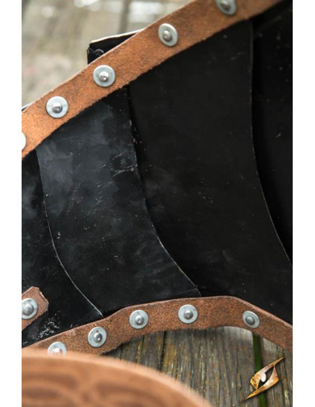 Pancera selvagem em metal, acabamento...