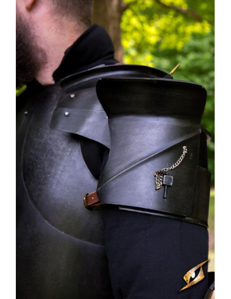 Ombreiras medievais milanesas, aço...