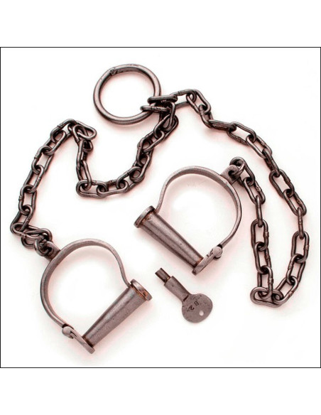 Algemas de pernas medievais, ferro