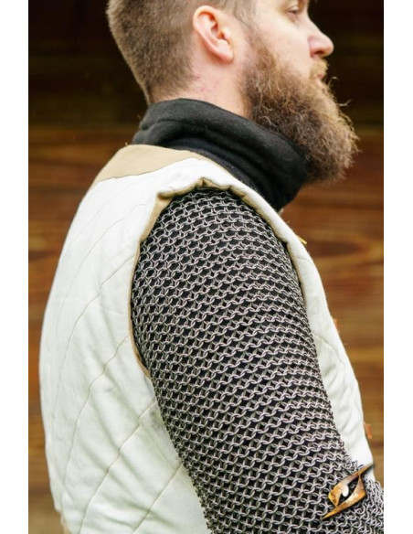 Camarão acolchoado Dastán em branco-bege