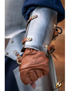 Braçadeiras Renegade Adventurer, acabamento polido