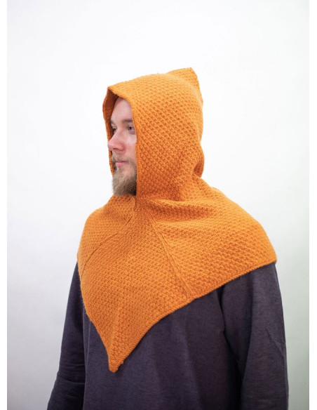 Gugel medieval tricotado em lã
