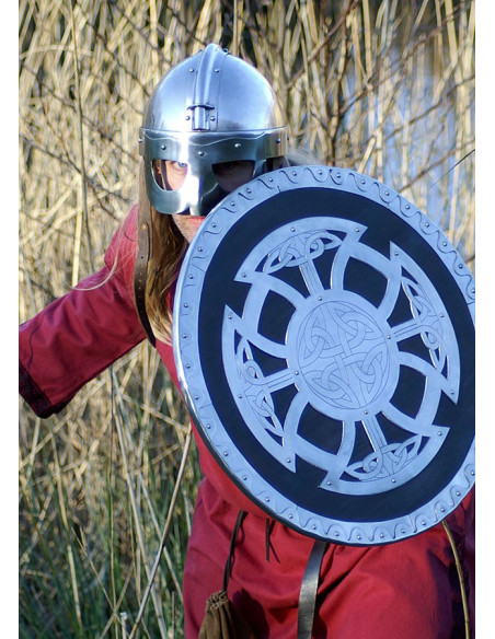 Escudo viking de madeira e aço