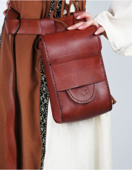 Bolsa de cintura de couro medieval