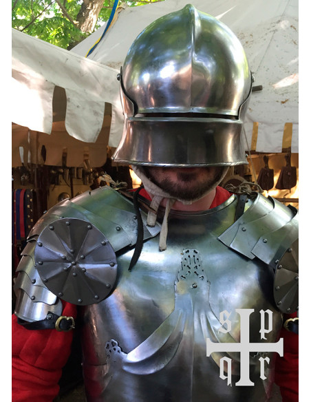 Par de ombreiras góticas em aço, séc.