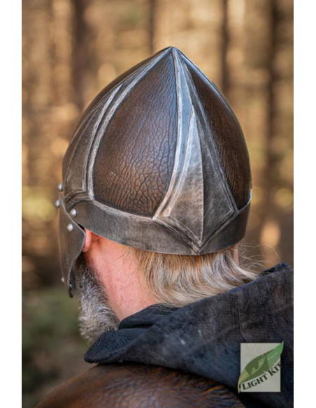 Capacete de poliuretano dos Bárbaros,...