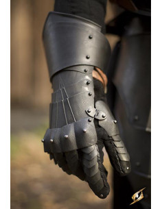 Manoplas Fantásticas dos Mortos-Vivos, Armaria Épica