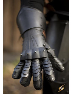 Manoplas Fantásticas dos Mortos-Vivos, Armaria Épica 2