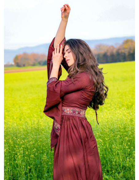 Vestido de nobreza medieval, vermelho...