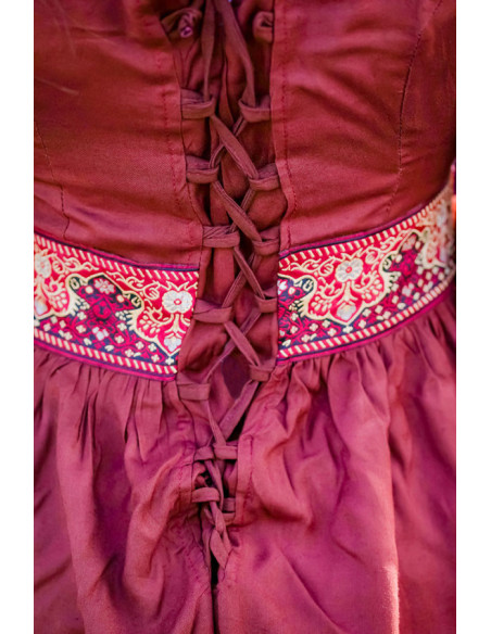 Vestido de nobreza medieval, vermelho...