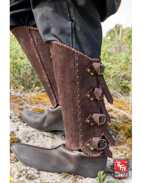 Grevas medievais de veterano, em...