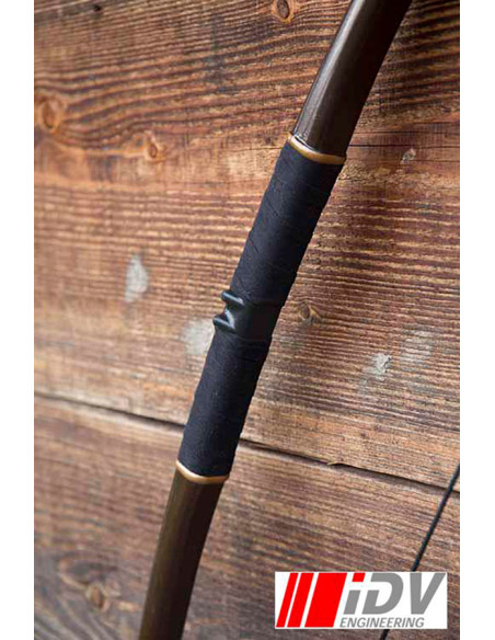 Arco medieval em ouro IDV. 140 cm. longo