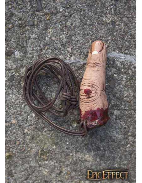 Pingente com dedo decepado de uma...