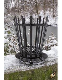 Aquecedor de campo medieval para fazer fogo