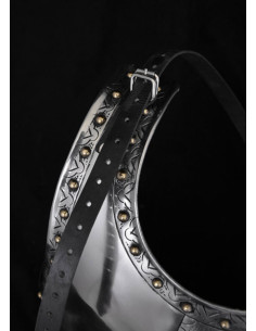 Couraça ou arnês medieval em aço com gravuras de 1,2 mm. 2