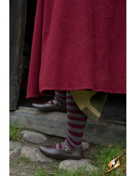 Sapatos medievais Astrid castanhos...