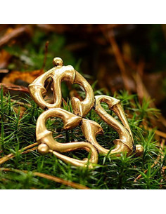 Broche de fíbula Triquetra romana, século II dC