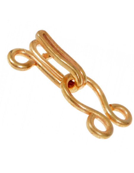 Fecho de vestido ou capa medieval e...