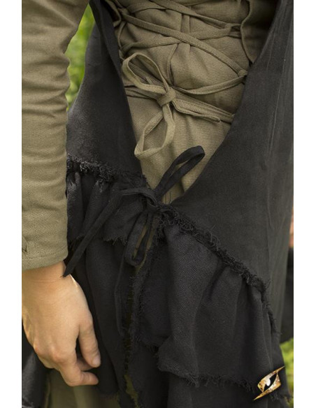 Sobretudo medieval Raven em nebro