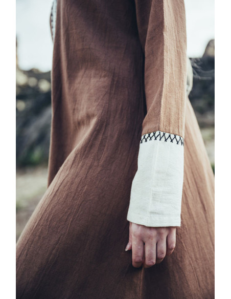 Vestido longo Viking Freya, cor areia