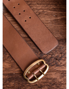 Cinto medieval de 135 cm. com fivela em latão, castanho 2