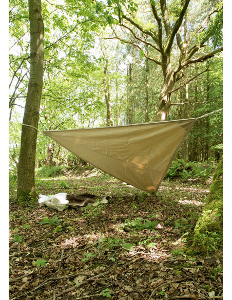 Toldo triangular com corda para...