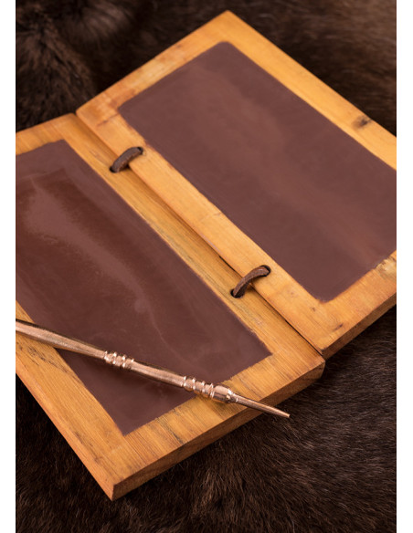 Livro de cera romano com lápis de bronze