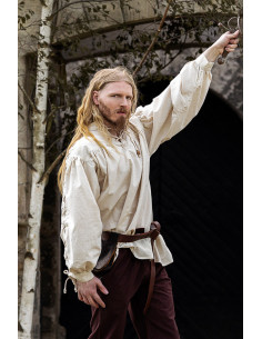 Camisa medieval gola alta com atacadores nas mangas