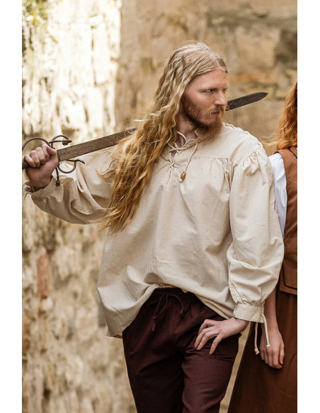 Camisa medieval gola alta com...