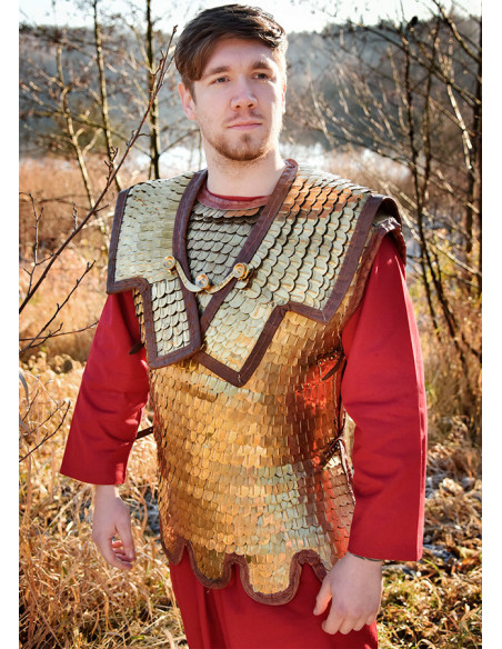 Roman Lorica Squamata com escalas de...