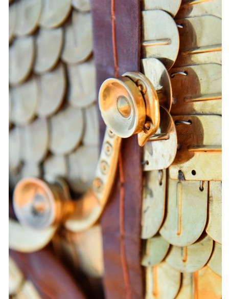 Roman Lorica Squamata com escalas de...