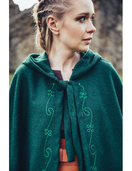 Capa medieval de lã com bordados à...