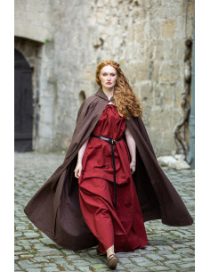 Capa de algodão Erna medieval com bordados, cor castanha