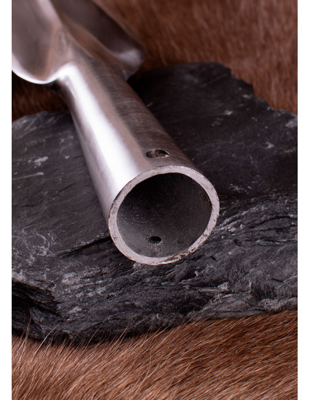 Ponta de lança clássica em forma de...