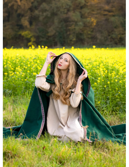 Capa de lã medieval com capuz