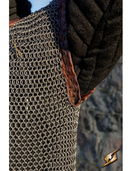 Royal Court Scout's Mail, acabamento...