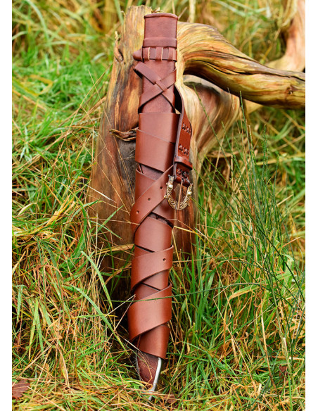 Bainha e cinto para pomo de espada...