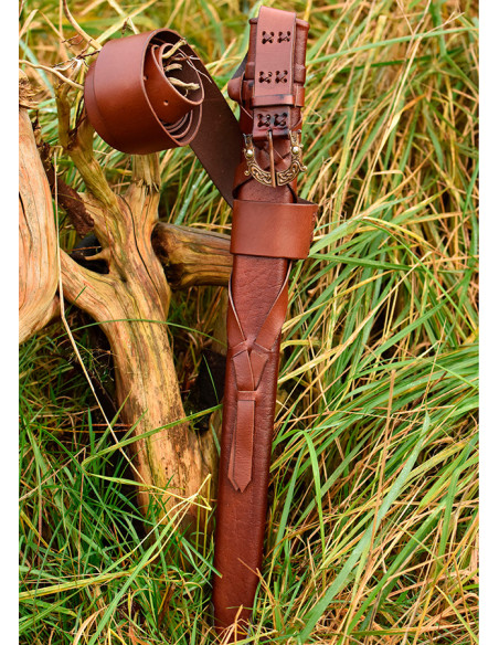 Bainha e cinto para pomo de espada...