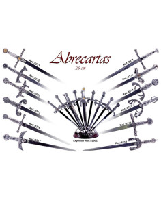 Coleção de 12 abridores de cartas medievais com suporte