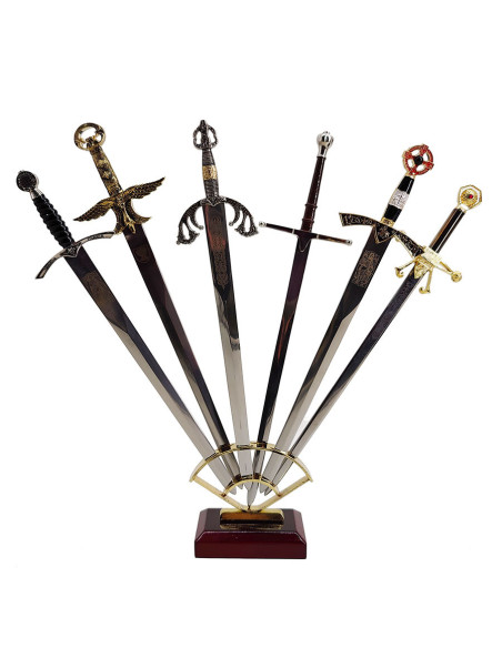 Conjunto medieval (2) de 6 abridores...