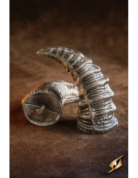 Conjunto de 6 chifres demoníacos...