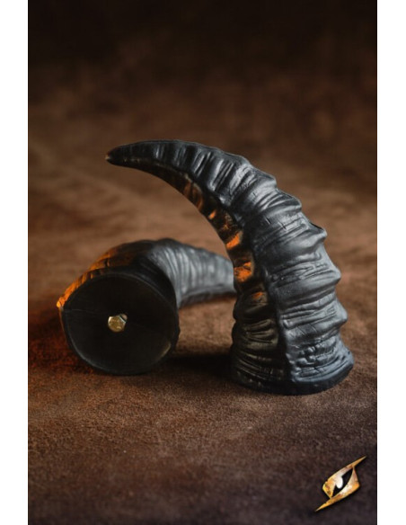 Conjunto de 6 chifres demoníacos...