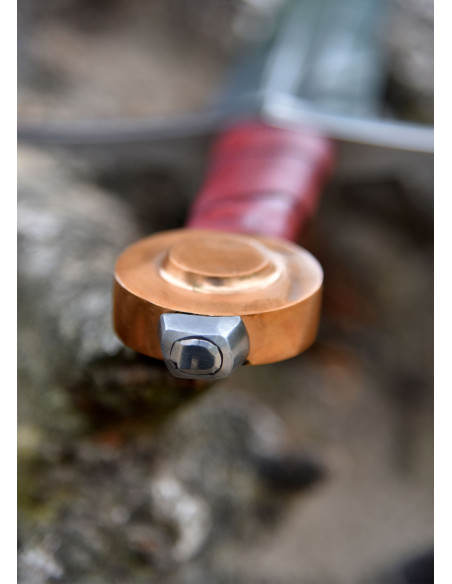 Armando a espada medieval de Lübeck...