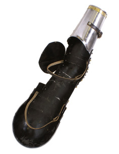 Par de braços metálicos medievais articulados 2