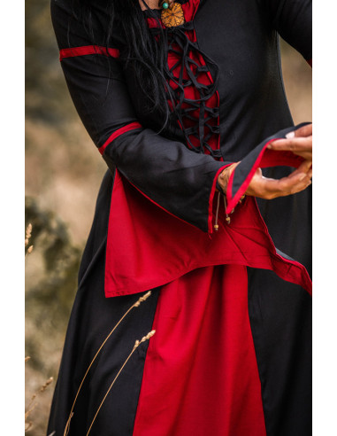 vestido medieval mulher preto-vermelho