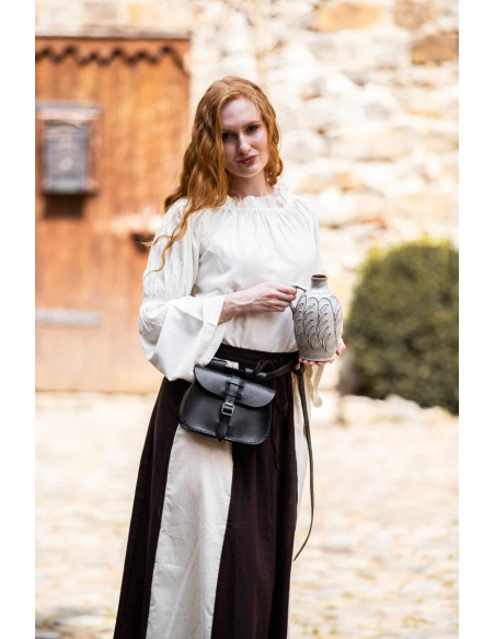 Blusa clássica medieval modelo Emma,...