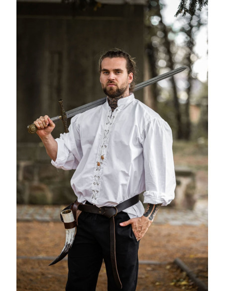 Camisa medieval com gravatas modelo...