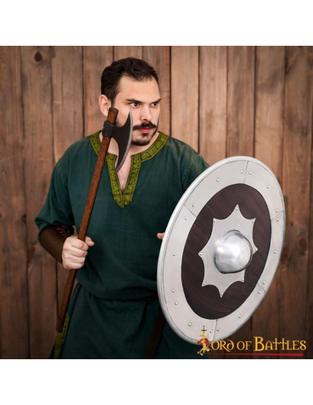 Escudo viking em madeira e aço