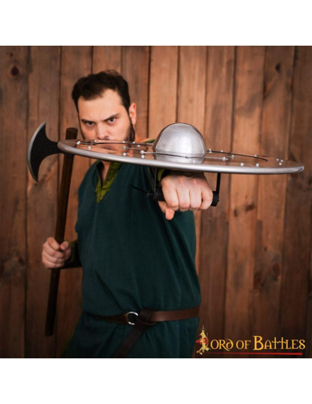 Escudo viking em madeira e aço